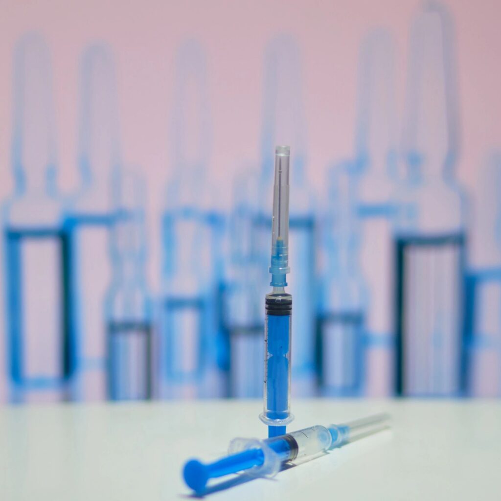 syringes lie on the table in the intensive care unit